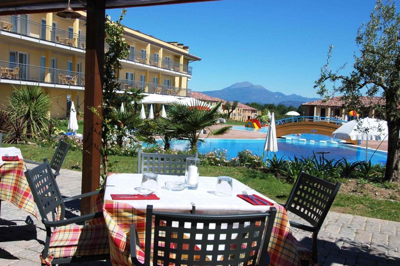 Апартаменты Camping Bella Italia In Peschiera Del Garda - Gardasee Экстерьер фото