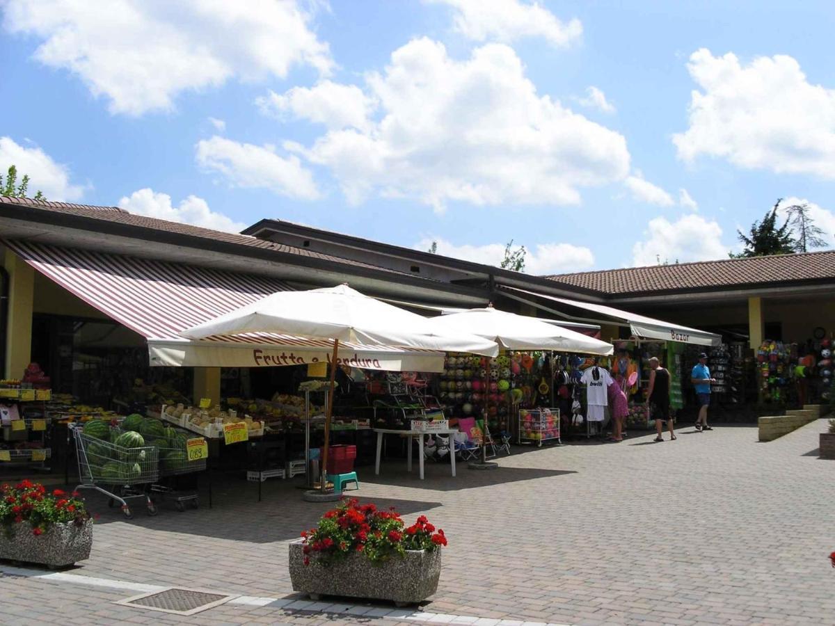 Апартаменты Camping Bella Italia In Peschiera Del Garda - Gardasee Экстерьер фото